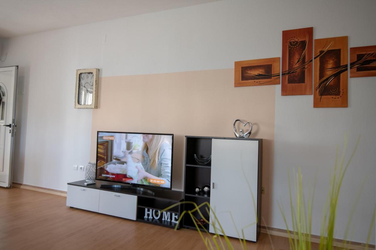 Apartments Mamut Trogir Eksteriør bilde